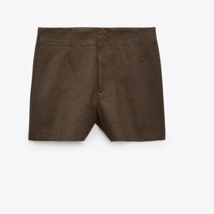 ZARA HIGH-WAISTED SHORTS Size M